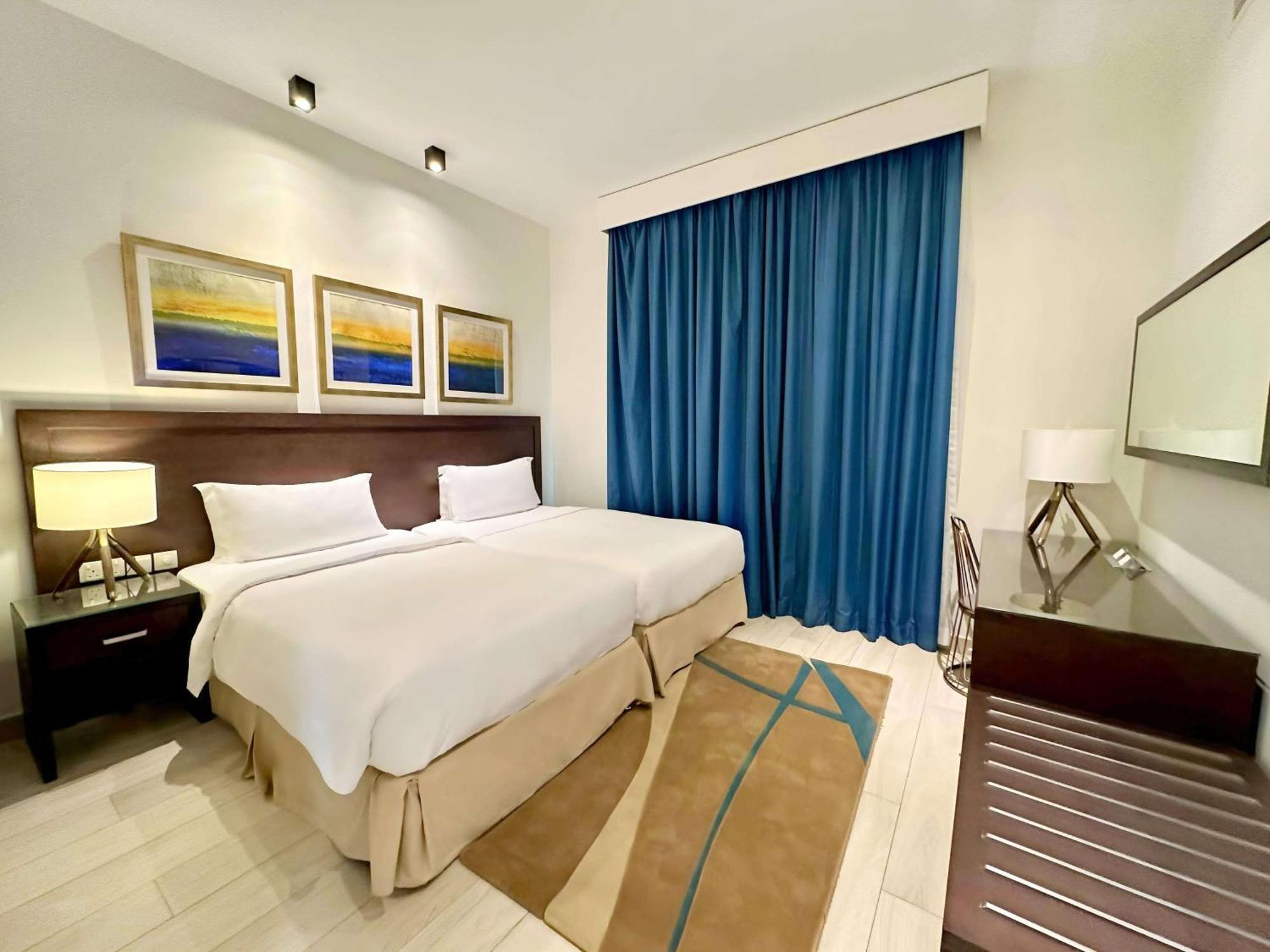 Radisson Blu Resort, Фуджейра Екстериор снимка A bedroom at the hotel